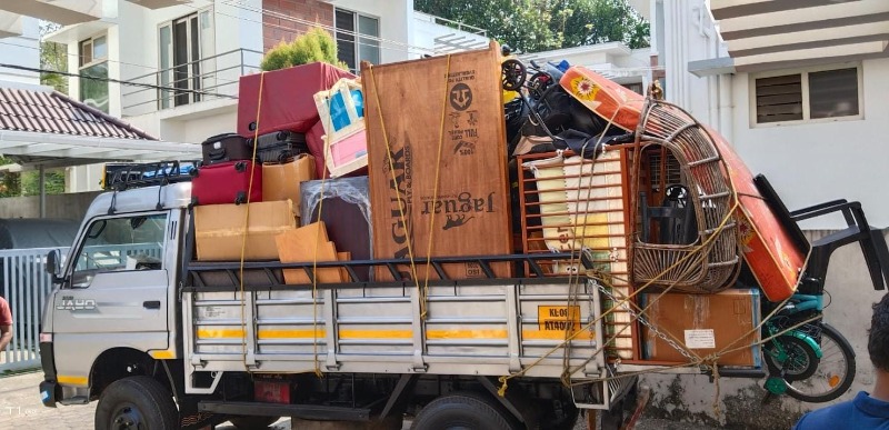 House Shifting Services Trivandrum  in  listed under Services - Movers n Packers