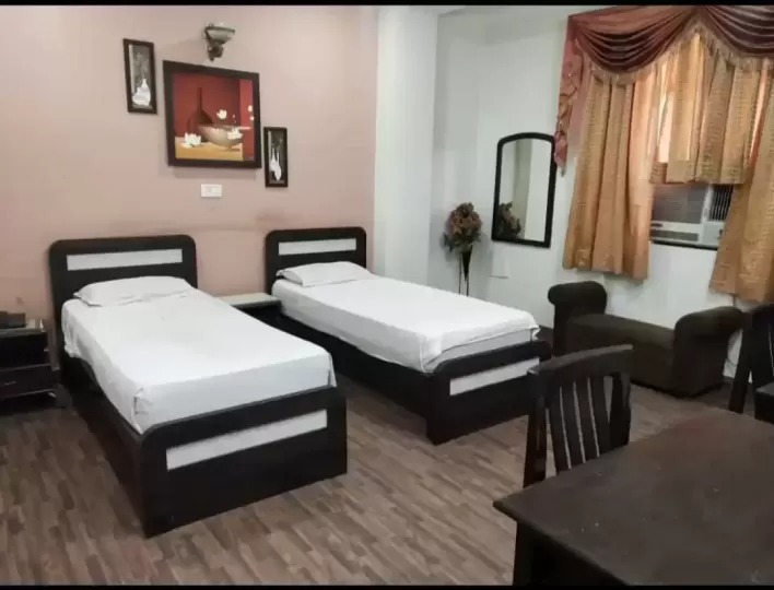 Real Estate - Hostel