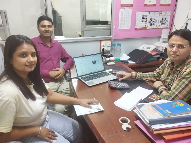 Services - Advertising / Design